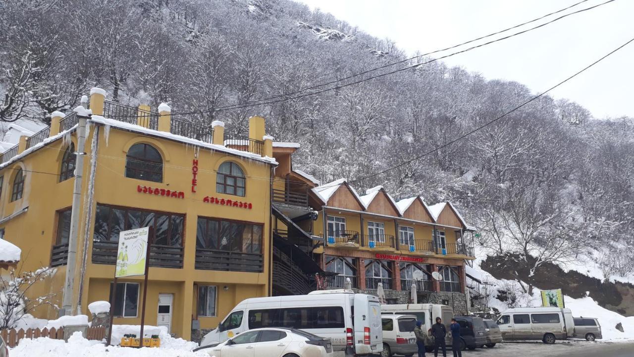 Chabarukhi Hotel Pasanauri Exterior photo